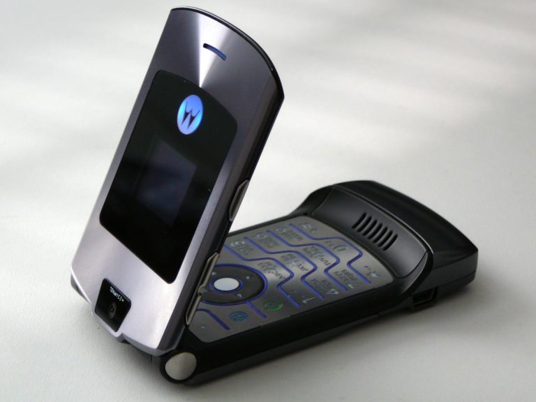 moto razr v3 lenovo regresso