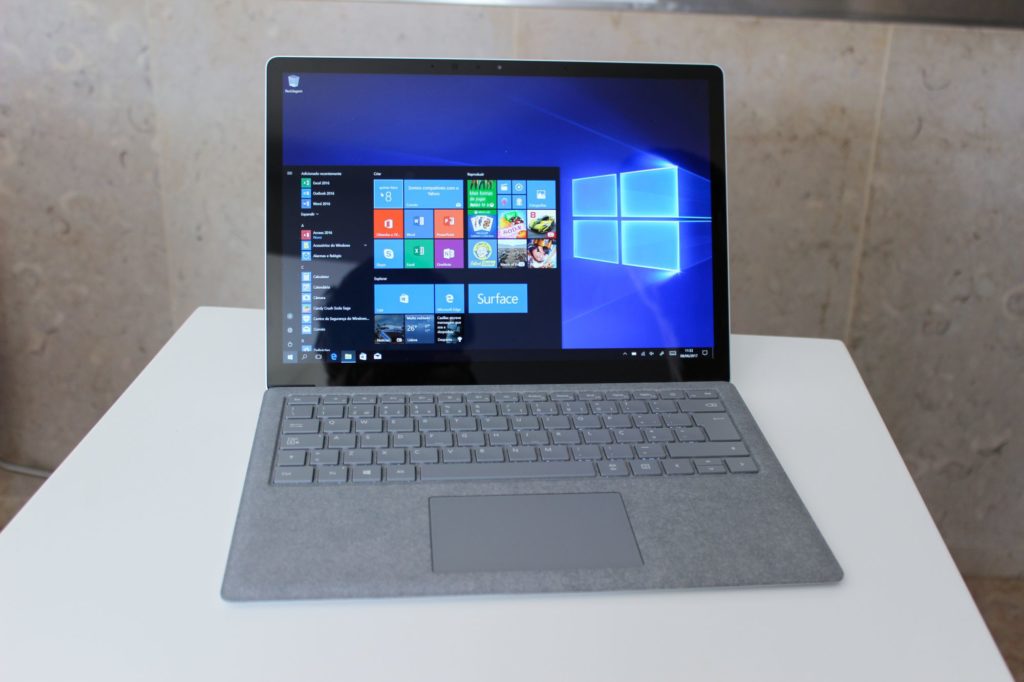 Microsoft Surface Laptop